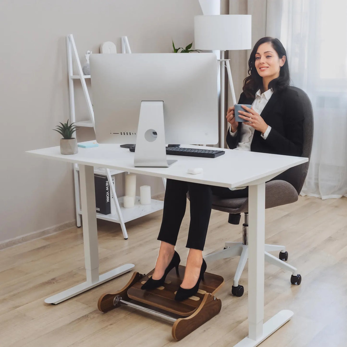 ergonomic footrest